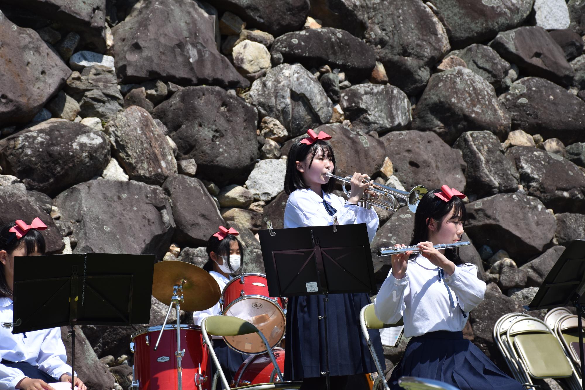 郡山東中学校による演奏