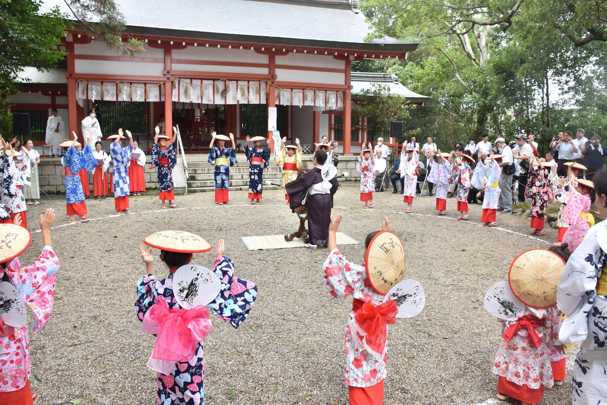 第94回阿礼祭「阿礼さま音頭」の様子