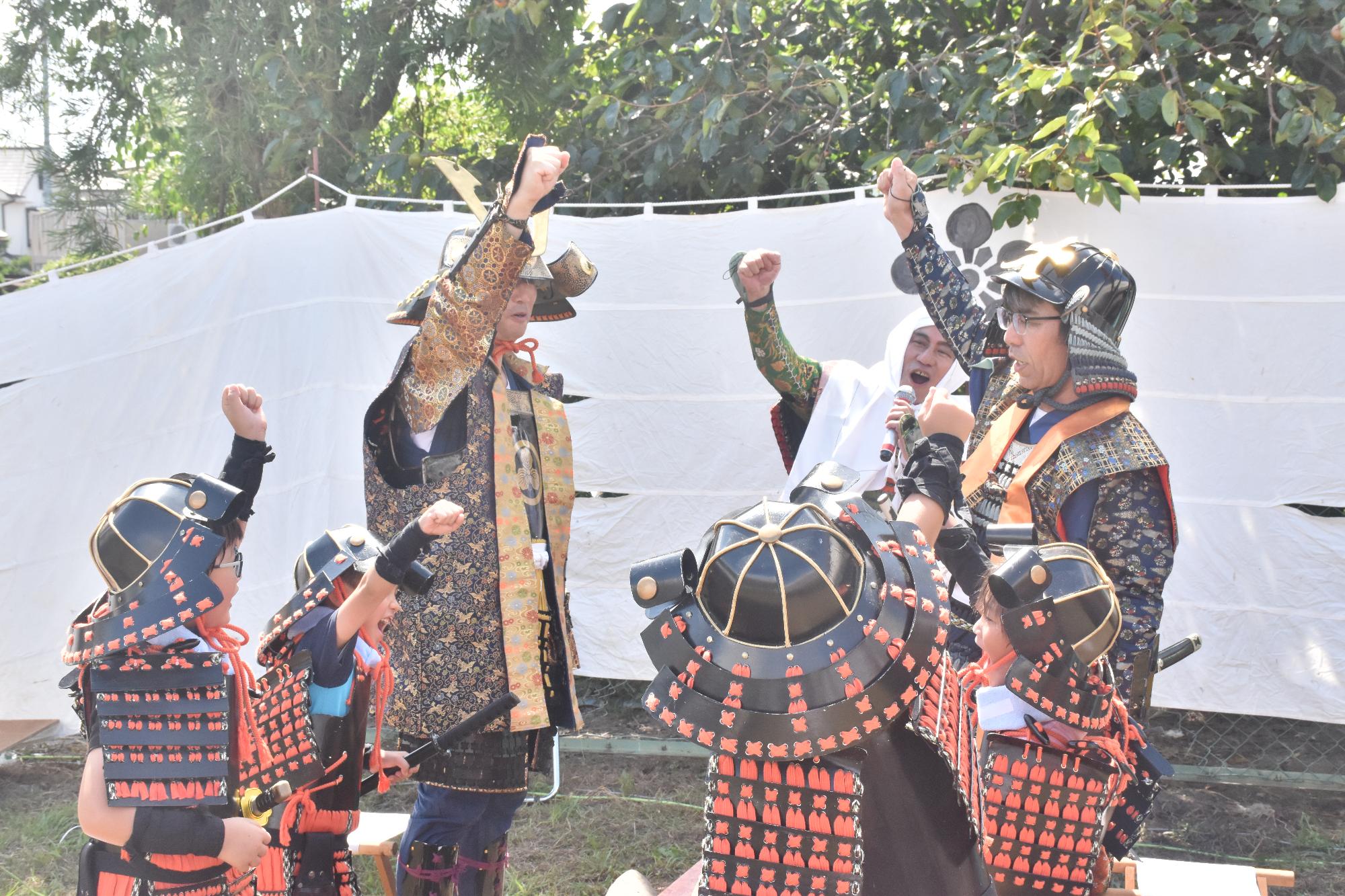 筒井順慶まつりでの出陣の様子