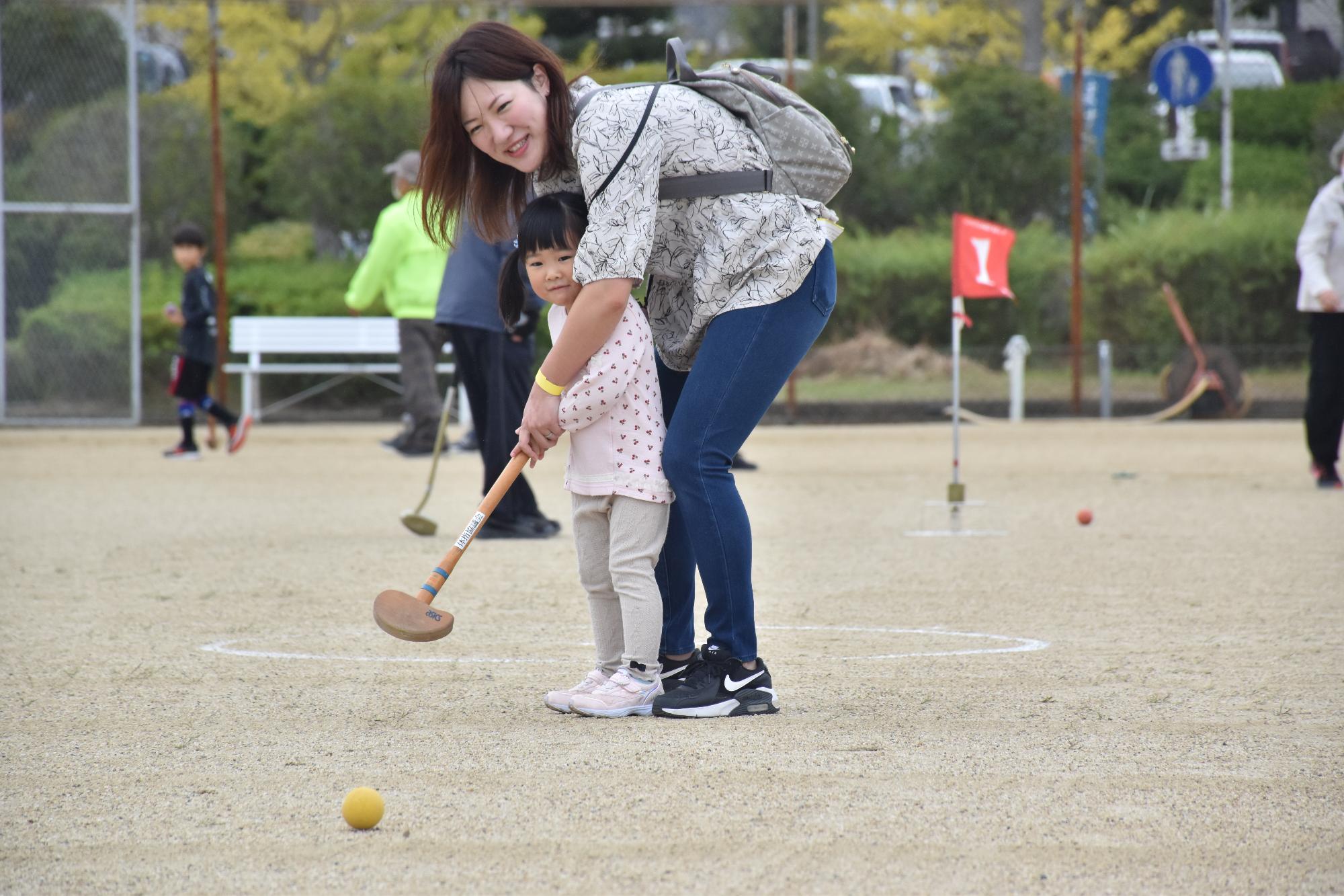 トライスポーツフェスティバル2023でのグラウンドゴルフの様子