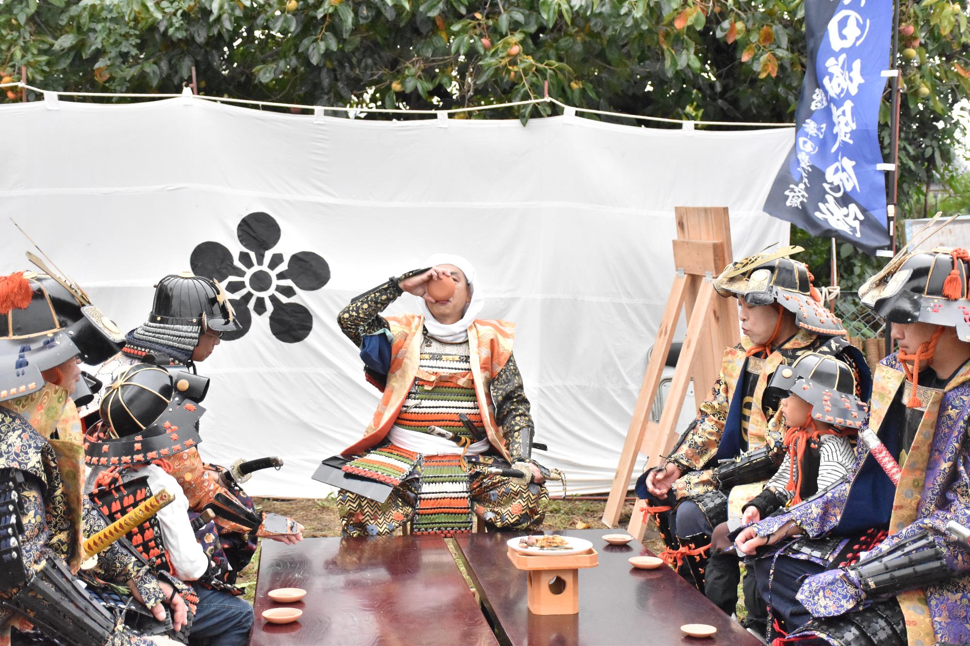 順慶まつり 武者行進の出陣式の様子