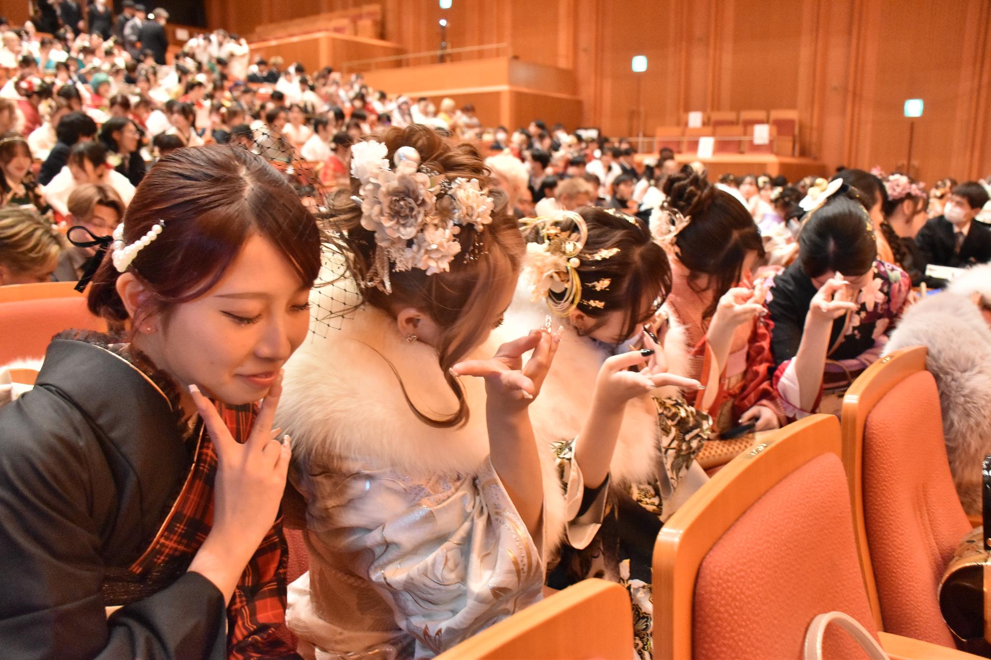 二十歳の集いの来場者