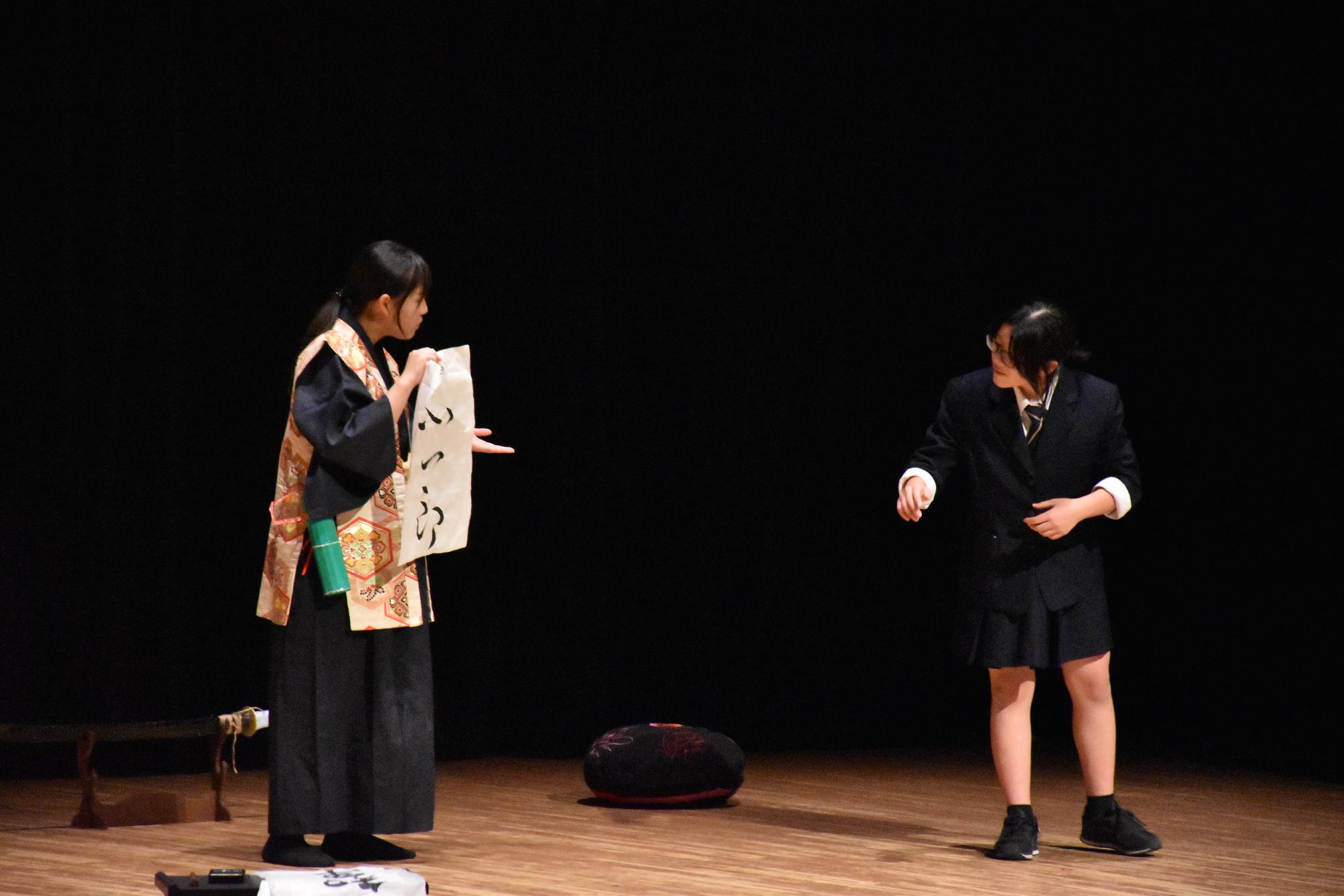 手話でひらく☆未来フェスタ〜未来へ広がる手話の輪〜でのオープニング演劇