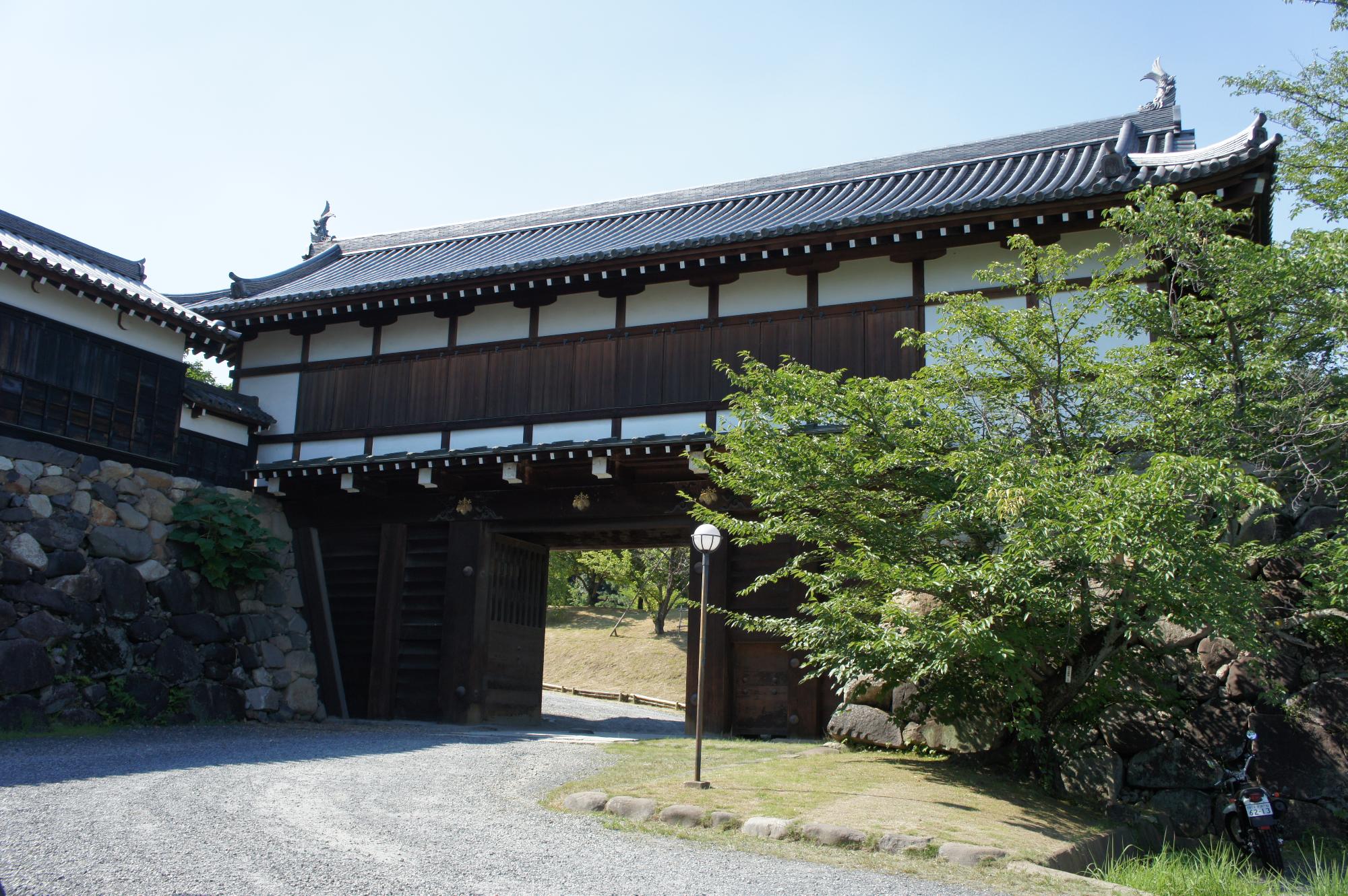郡山城跡（追手門）