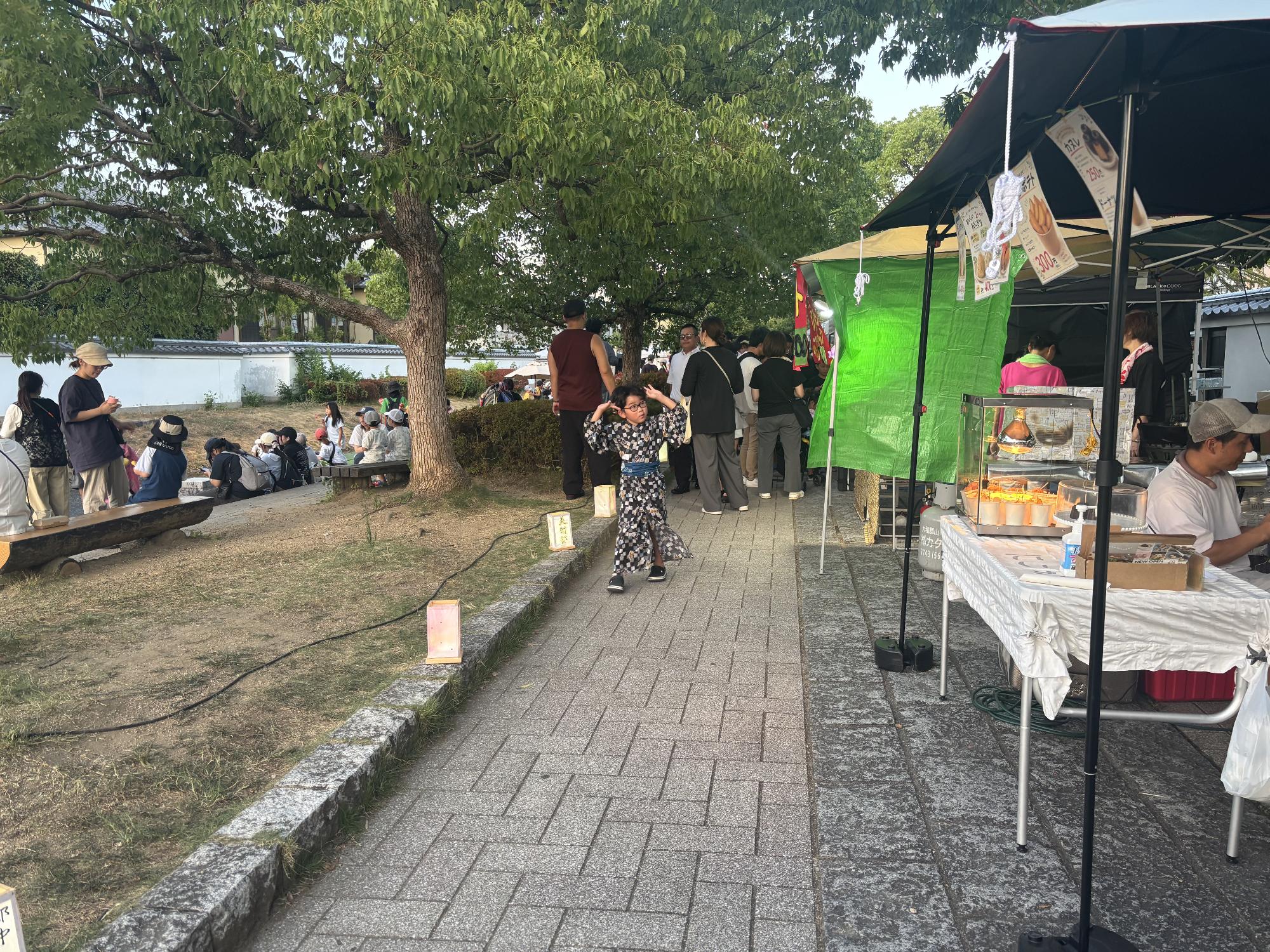夕方の会場