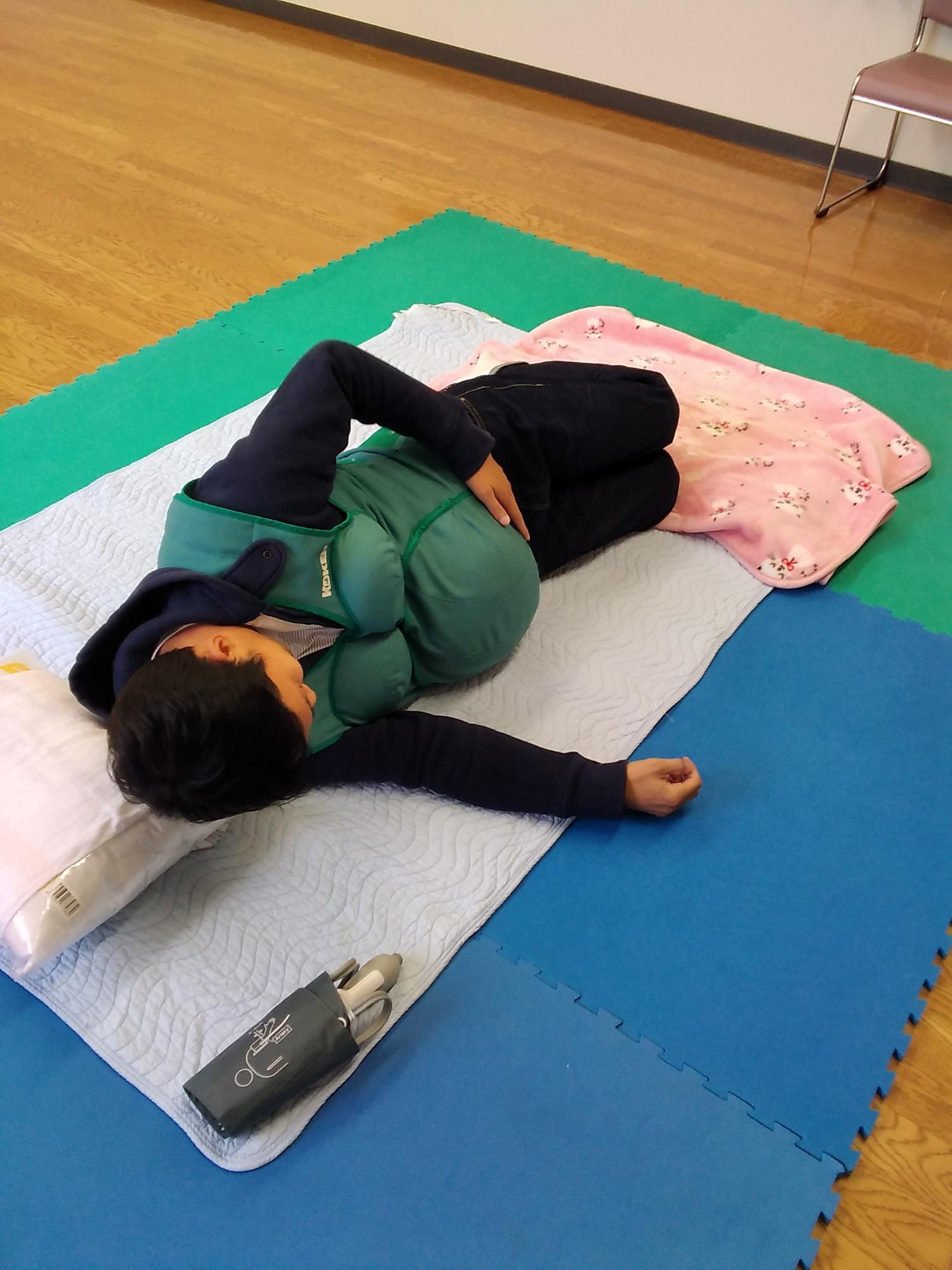 妊婦体験ジャケット2