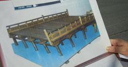 木橋を横から見た絵の写真