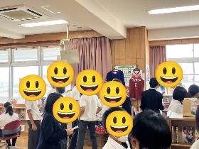 中学校図書室2